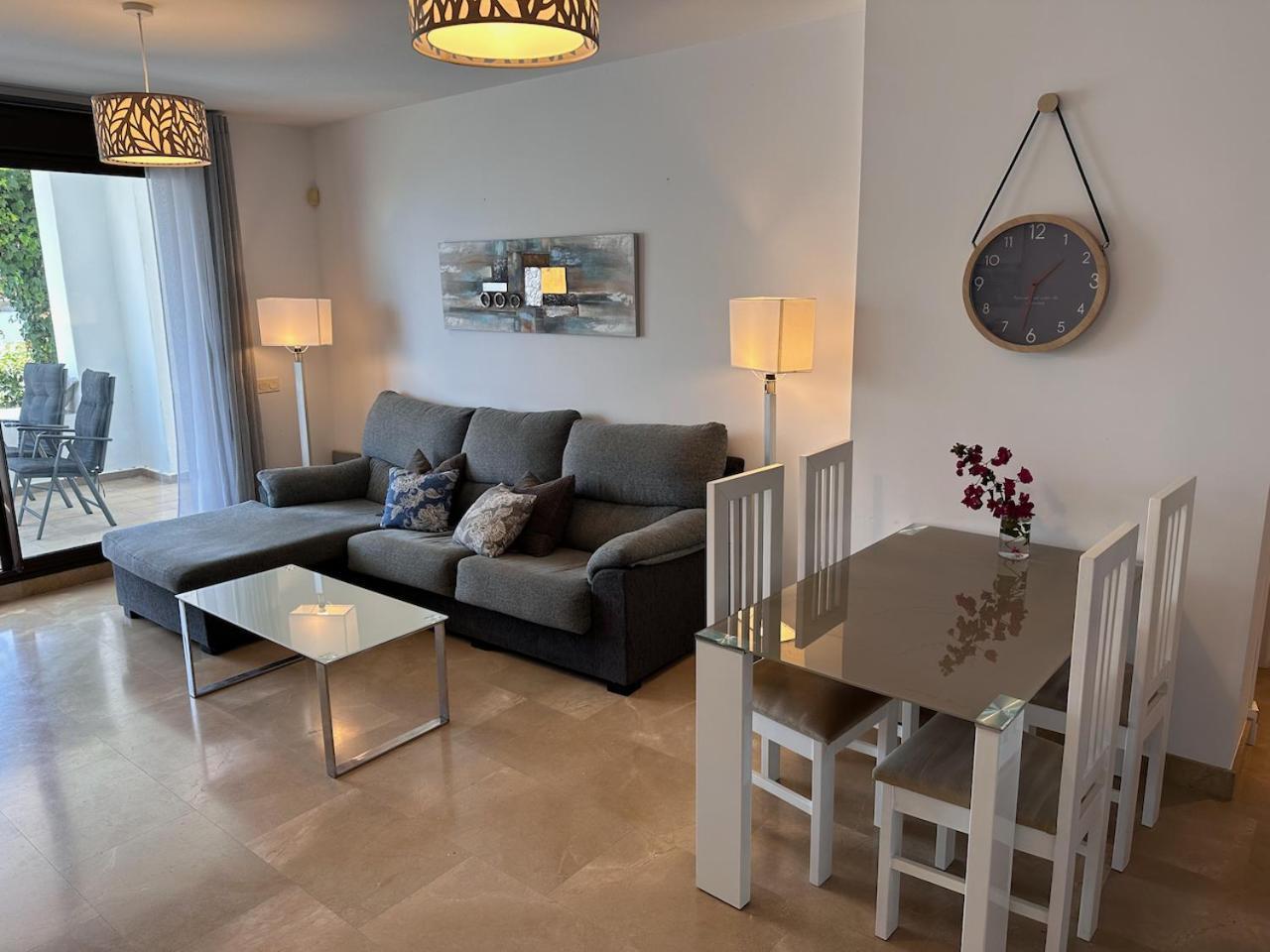 Quiet Family Apartment, 4 Pools, Close To The Beach And Golf, La Marina Alcaidesa 9 02 Luaran gambar