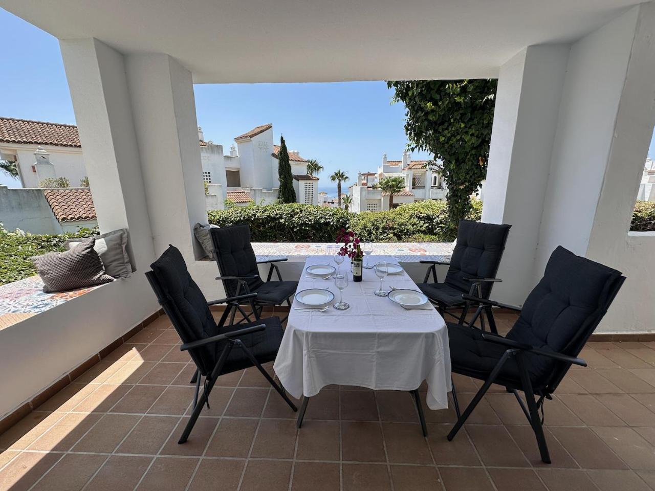 Quiet Family Apartment, 4 Pools, Close To The Beach And Golf, La Marina Alcaidesa 9 02 Luaran gambar